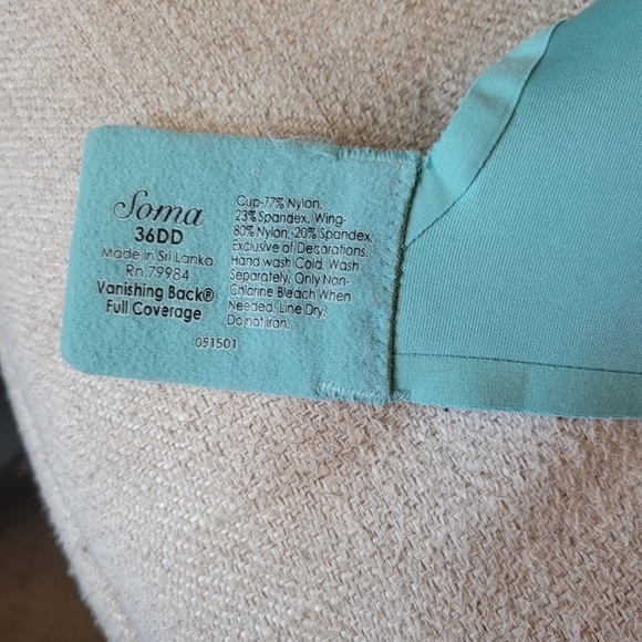 Soma Vanishing Back Full Coverage Size 36DD Pre-owned Satin Green - Picture 4 of 4